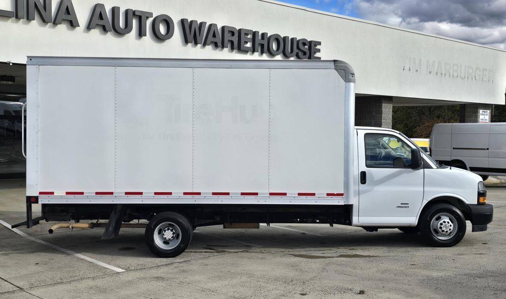 2023 Chevrolet Express Cutaway 4500 Series Concord NC