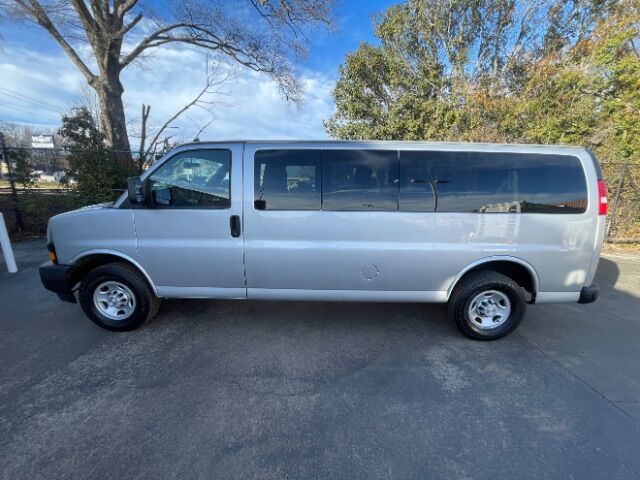 2023 Chevrolet Express Passenger RWD 3500 Extended Wheelbase LS