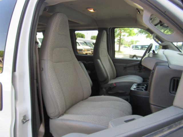 2023 Chevrolet Express Passenger RWD 3500 Extended Wheelbase LT Plano TX