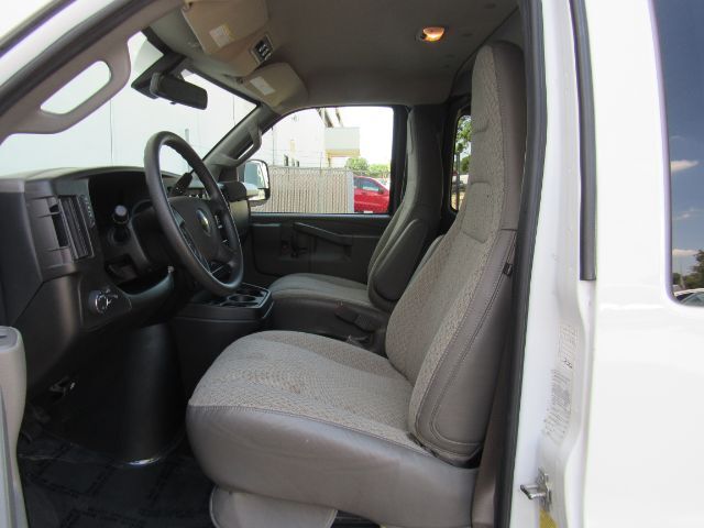2023 Chevrolet Express Passenger RWD 3500 Extended Wheelbase LT Plano TX