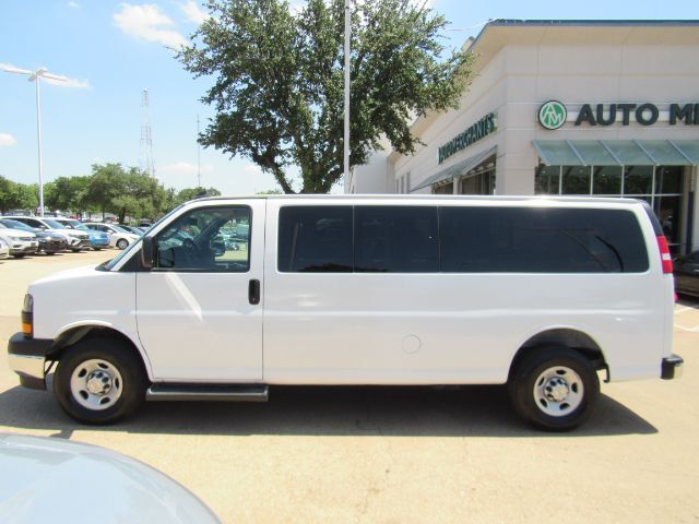 2023 Chevrolet Express Passenger RWD 3500 Extended Wheelbase LT Plano TX