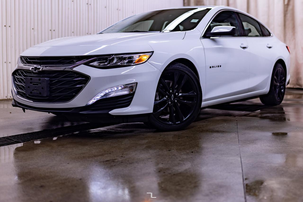 2023 Chevrolet Malibu 2LT Leather Roof Nav BCam Red Deer AB