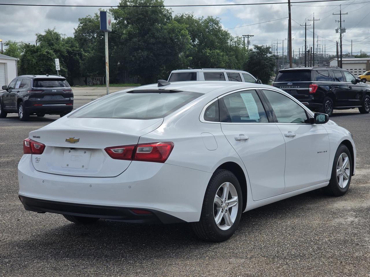 2023 Chevrolet Malibu 4dr Sdn LS w/1FL