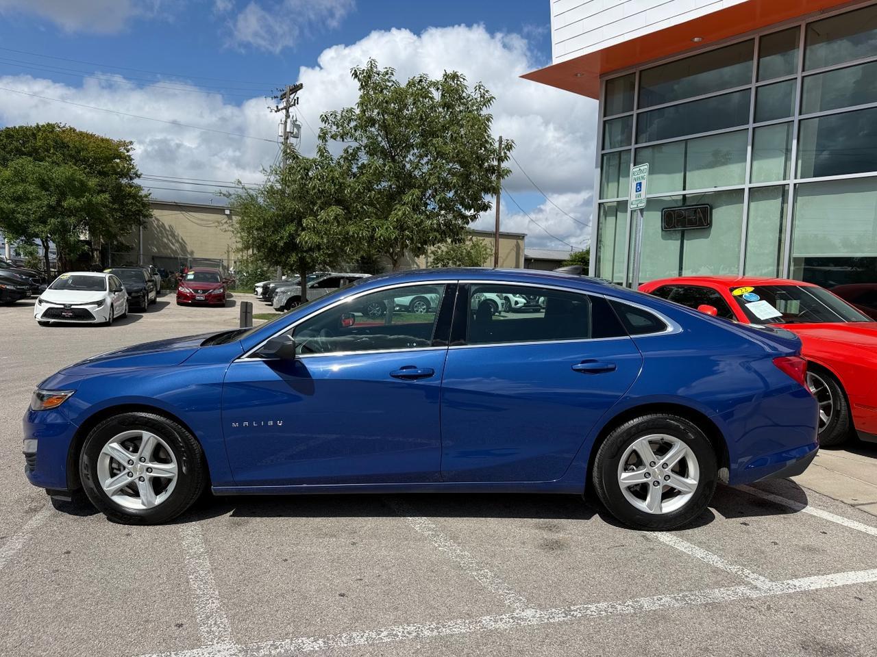 2023 Chevrolet Malibu FWD 1FL