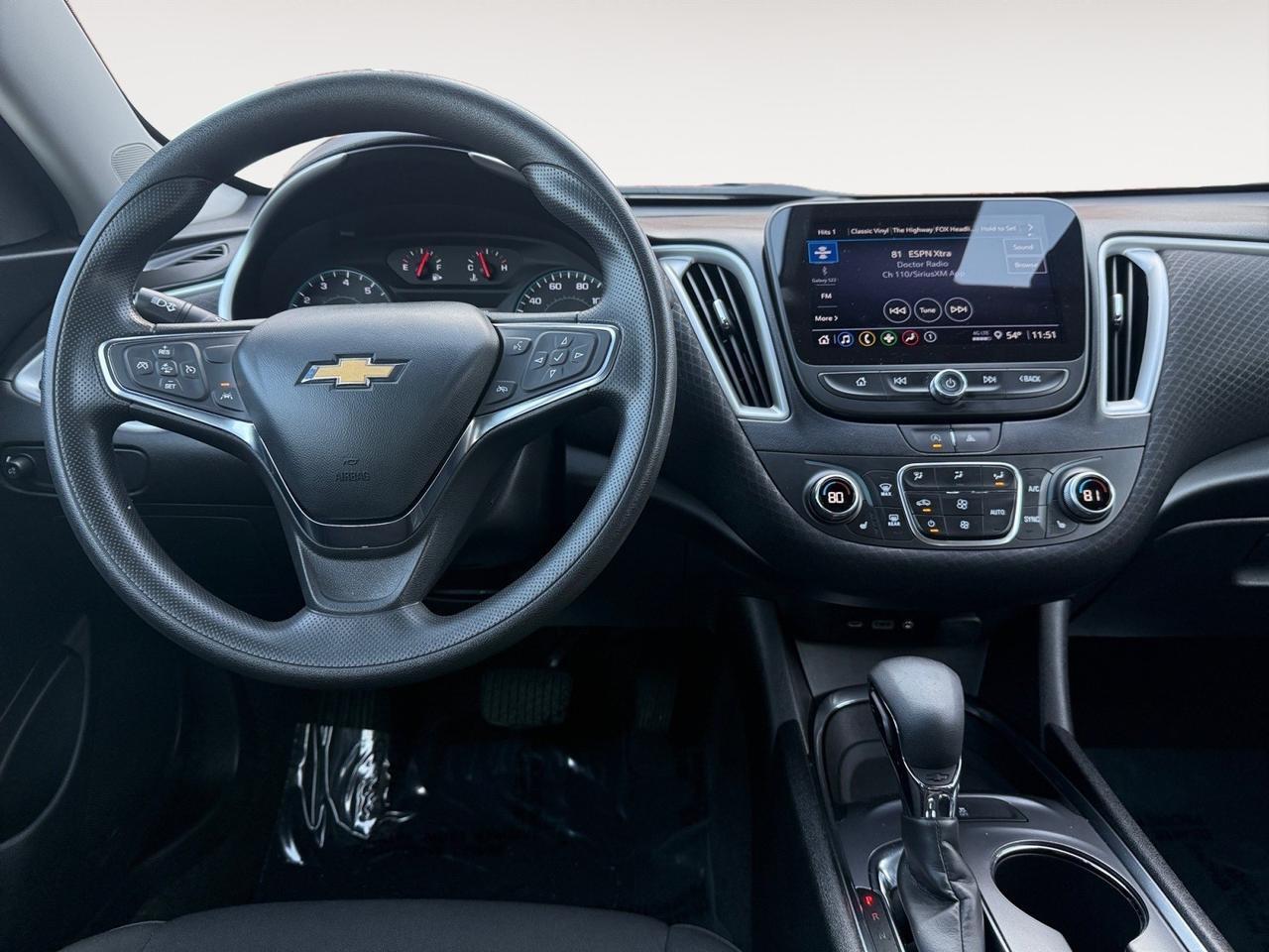 2023 Chevrolet Malibu LT, APPLE CARPLAY/ANDROID AUTO, BACKUP CAMERA,BLUETOOTH, WIFI, HEATED SEATS, KEYLESS ENTRY, ONLY 1 OWNER, A GREAT CAR FOR A GREAT PRICE!