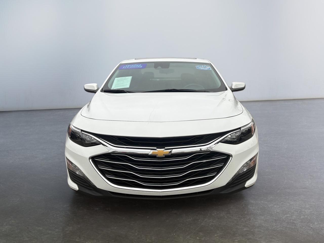 2023 Chevrolet Malibu LT, AUTO START/STOP, SUNROOF, LANE KEEP ASSIST, FORWARD COLLISION ALERT, BACKUP CAMERA, APPLE CARPLAY/ANDROID AUTO, HEATED SEATS, ONLY 1 OWNER, CLEAN CARFAX, THIS SEDAN IS READY FOR A NEW OWNER! Virginia Beach VA