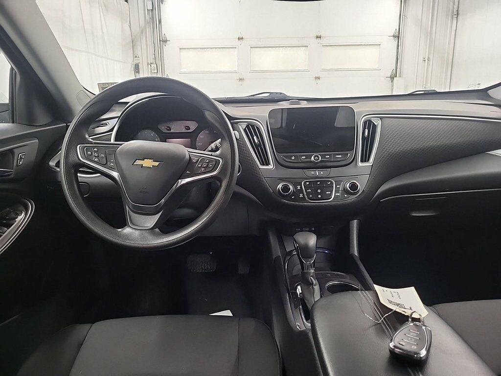 2023 Chevrolet Malibu LT Akron