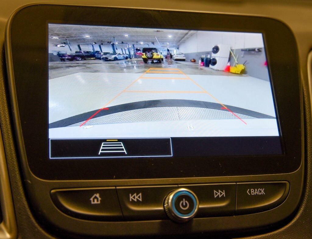 2023 Chevrolet Malibu LT Akron