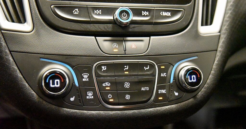 2023 Chevrolet Malibu LT Akron