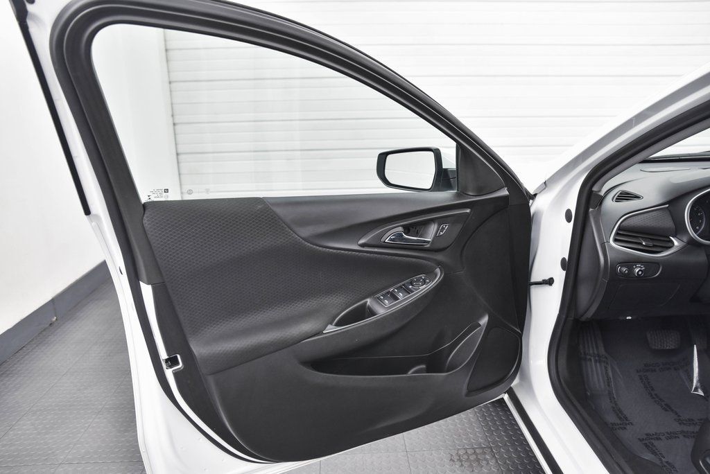 2023 Chevrolet Malibu LT Akron OH