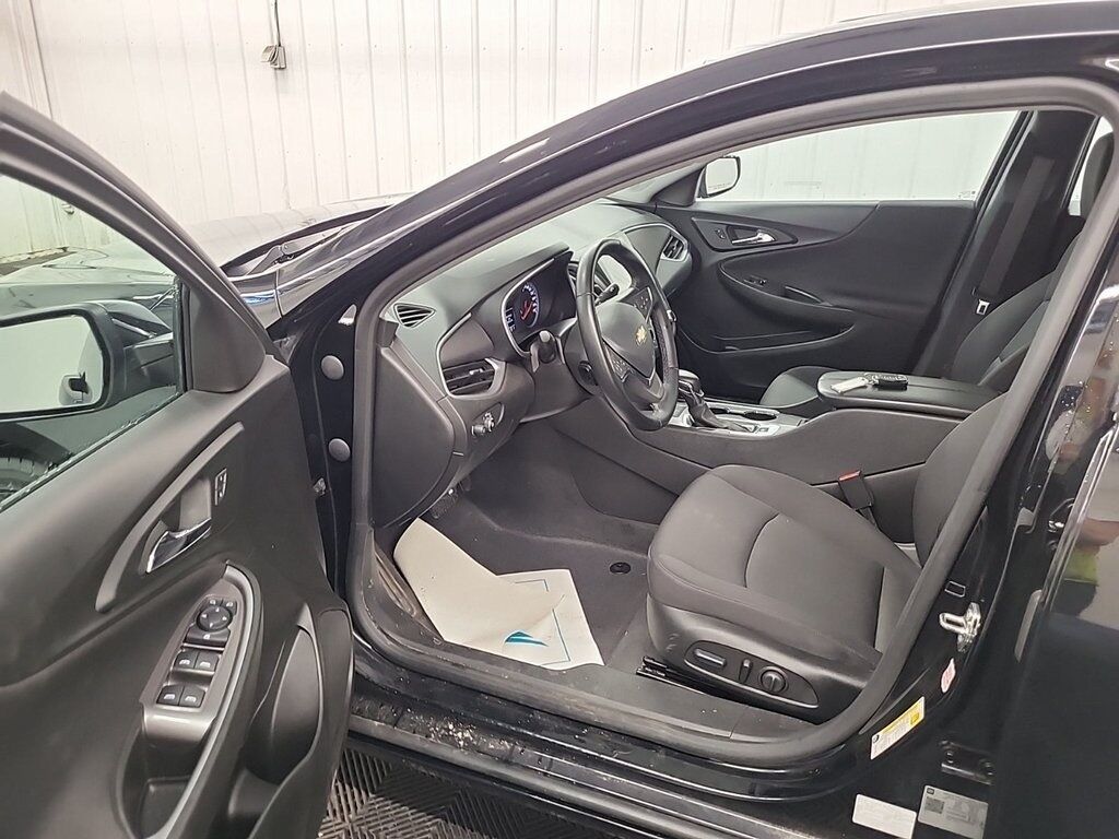 2023 Chevrolet Malibu LT Akron OH