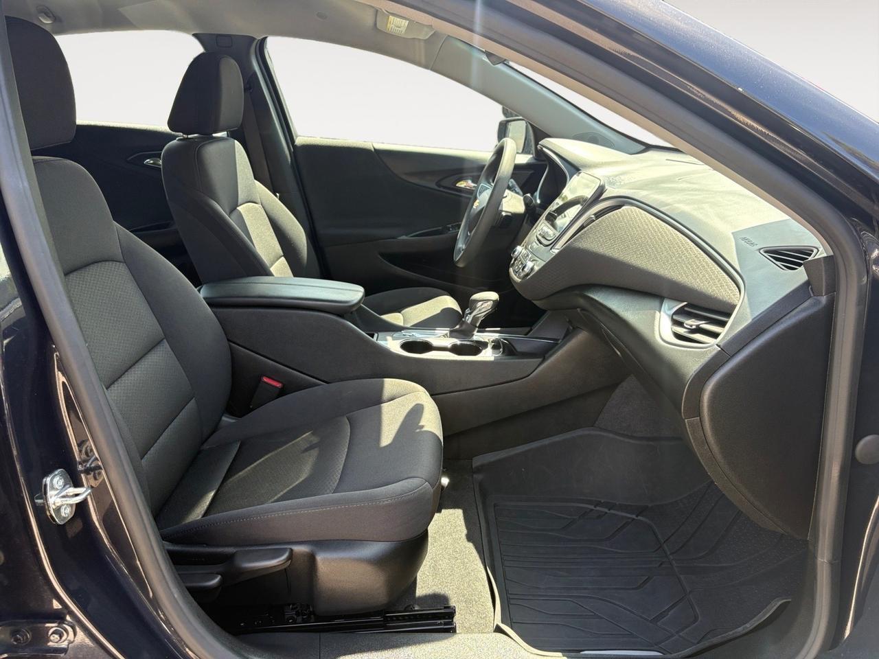 2023 Chevrolet Malibu LT, BACKUP CAMERA, FORWARD COLLISION ALERT, LANE KEEP ASSIST, HEATED SEATS, APPLE CARPLAY/ANDROID AUTO, AUTO START/STOP, ONLY 1 OWNER, CLEAN CARFAX, COME TEST DRIVE THIS MALIBU TODAY! Virginia Beach VA