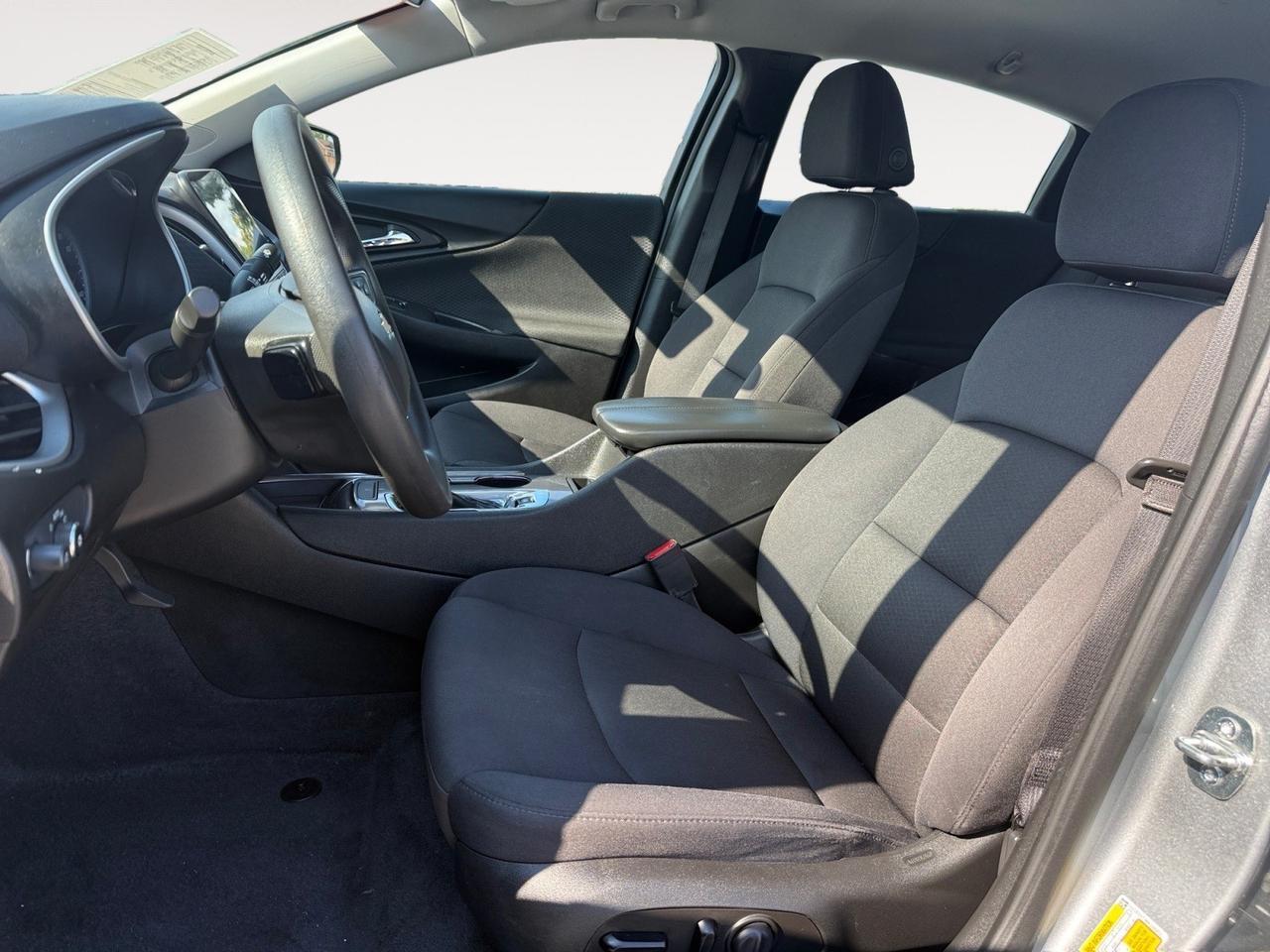 2023 Chevrolet Malibu LT, HEATED SEATS, BLUETOOTH, APPLE CARPLAY/ANDROID AUTO, REMOTE START, POWER MIRRORS, HEATED MIRRORS, BACKUP CAMERA, ONLY 1 OWNER, COME AND TEST DRIVE THIS MALIBU TODAY! Norfolk VA