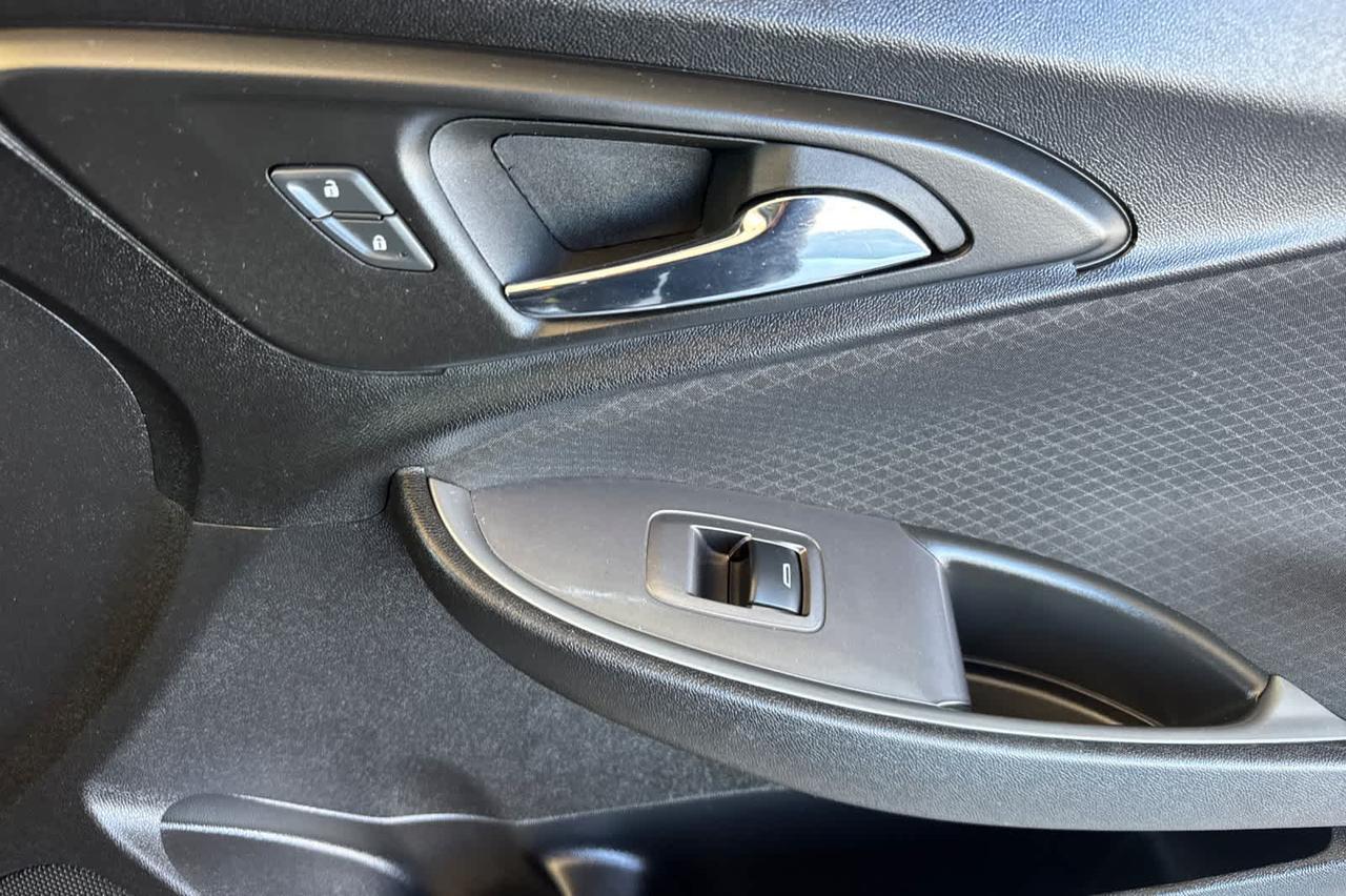 2023 Chevrolet Malibu LT Roseville CA