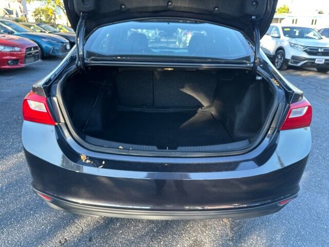 2023 Chevrolet Malibu LT Worcester MA