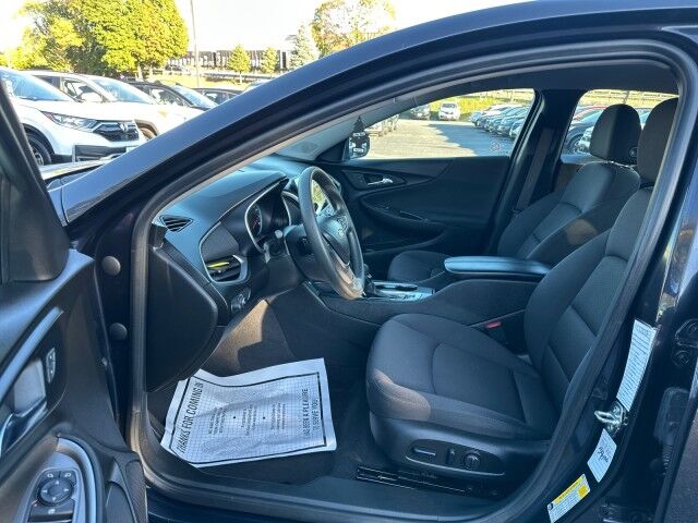 2023 Chevrolet Malibu LT Worcester MA