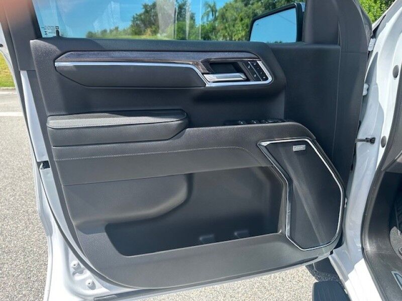 2023 Chevrolet SILVERADO 1500 LTZ DURAMAX TURBO DIESEL LOW MILES LEATHER TEXAS EDITION LIKE NEW FREE SHIPPING IN FLORIDA Sarasota FL