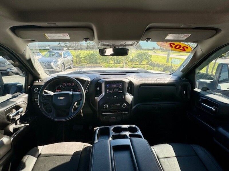 2023 Chevrolet SILVERADO 3500HD CC WORK TRUCK FLATBED 4X4 CREW CAB COLD AC RUNS GREAT Sarasota FL
