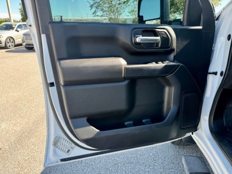 2023 Chevrolet SILVERADO 3500HD CC WORK TRUCK FLATBED 4X4 CREW CAB COLD AC RUNS GREAT Sarasota FL