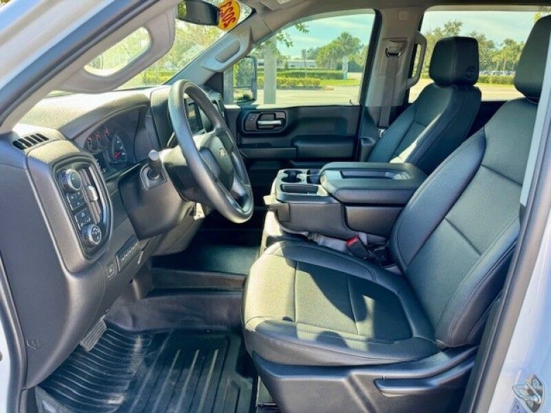 2023 Chevrolet SILVERADO 3500HD CC WORK TRUCK FLATBED 4X4 CREW CAB COLD AC RUNS GREAT Sarasota FL