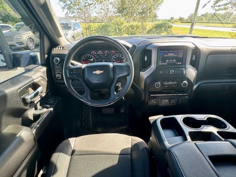 2023 Chevrolet SILVERADO 3500HD CC WORK TRUCK FLATBED 4X4 CREW CAB COLD AC RUNS GREAT Sarasota FL