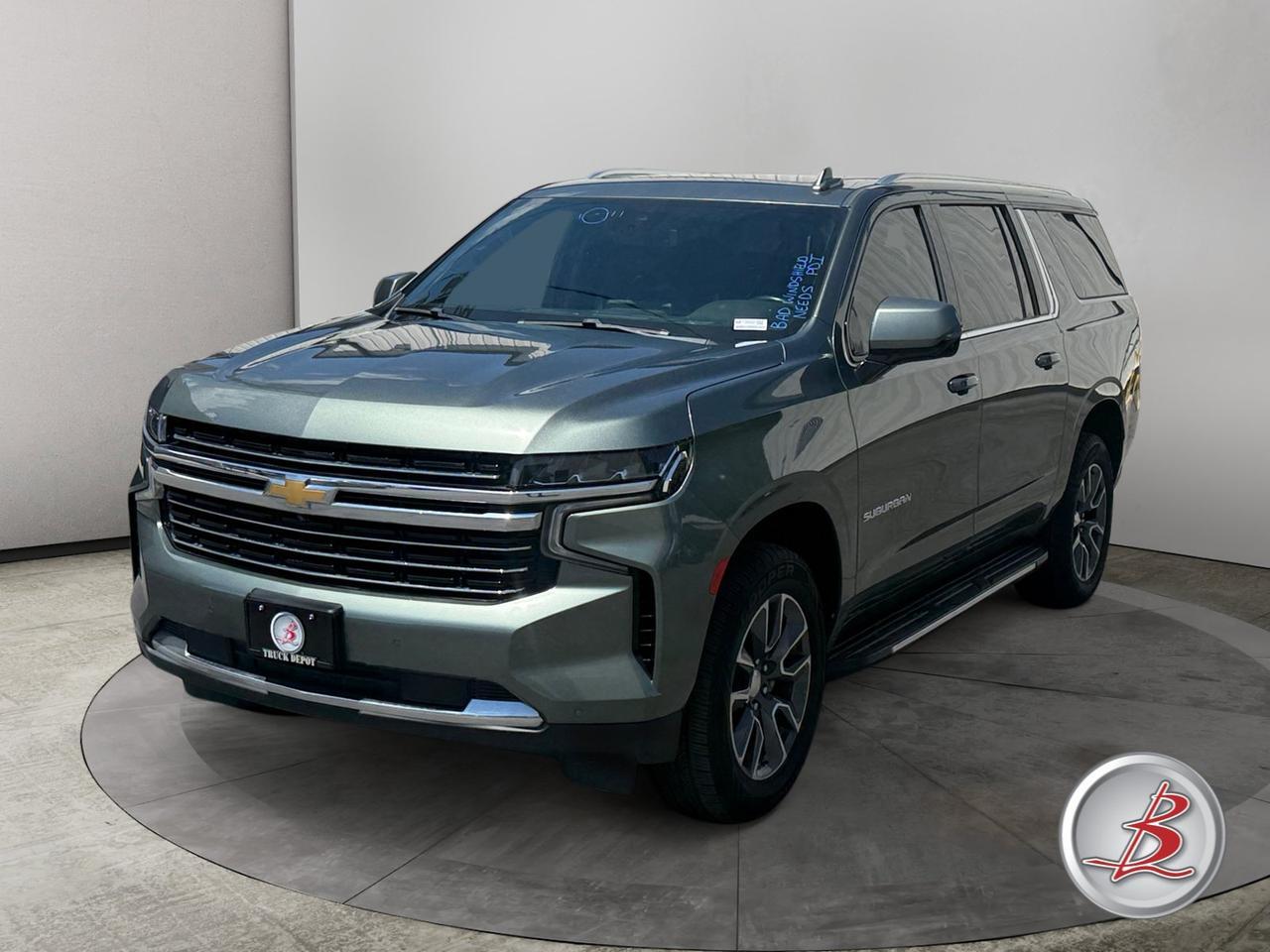 2023 Chevrolet SUBURBAN LT