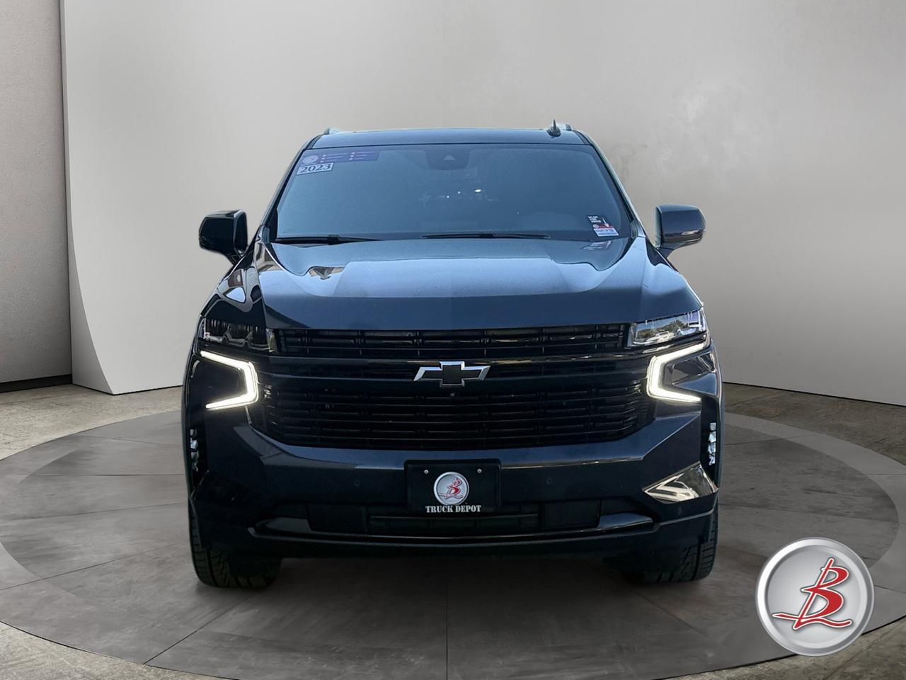 2023 Chevrolet SUBURBAN RST