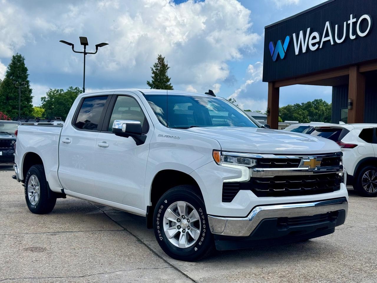 2023 Chevrolet Silverado 1500 2WD Crew Cab Short Bed LT