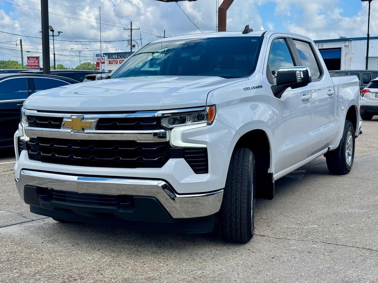 2023 Chevrolet Silverado 1500 2WD Crew Cab Short Bed LT