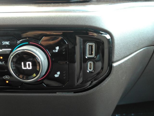 2023 Chevrolet Silverado 1500 2WD Crew Cab Short Bed LT Plano TX