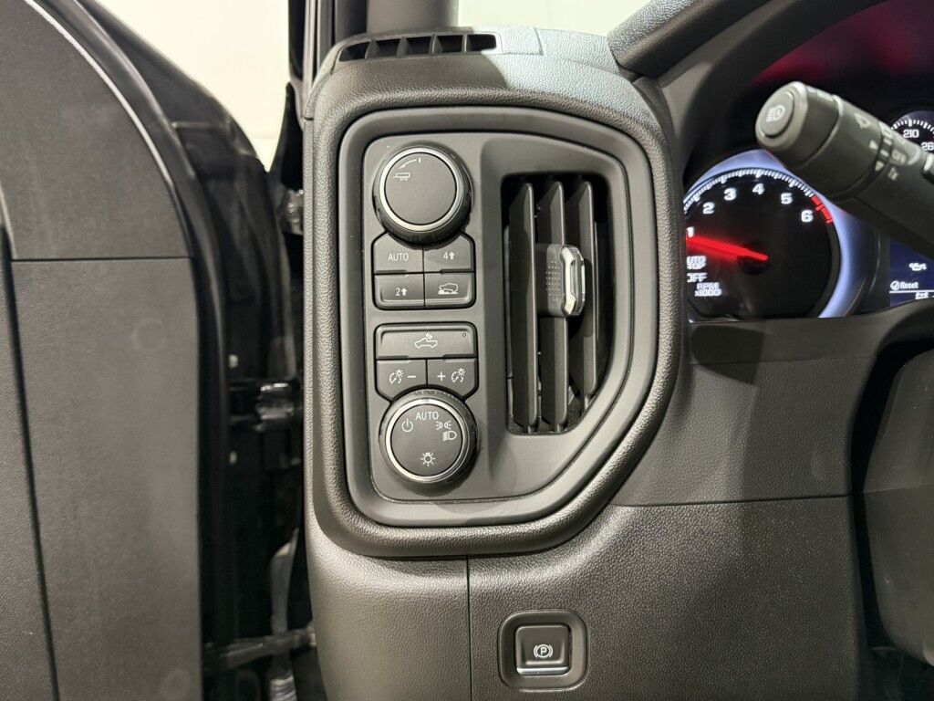 2023 Chevrolet Silverado 1500 4WD Crew Cab 147 Work Truck Maumee OH