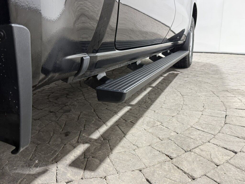 2023 Chevrolet Silverado 1500 4WD Crew Cab 147 Work Truck Maumee OH