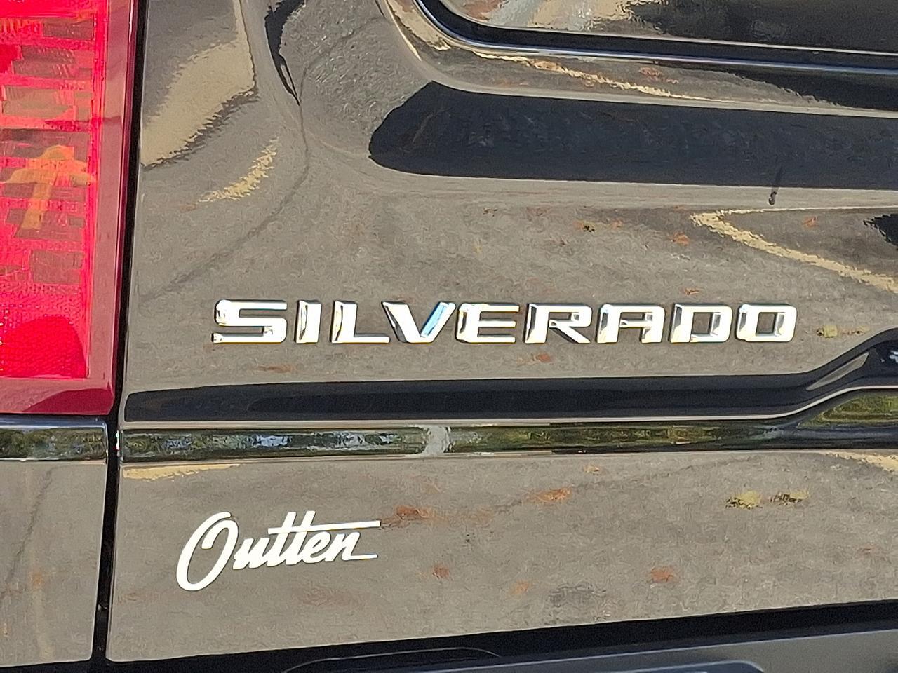 2023 Chevrolet Silverado 1500 4WD Crew Cab Short Bed Custom Allentown PA