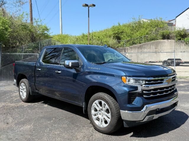 2023 Chevrolet Silverado 1500 4WD Crew Cab Short Bed LTZ