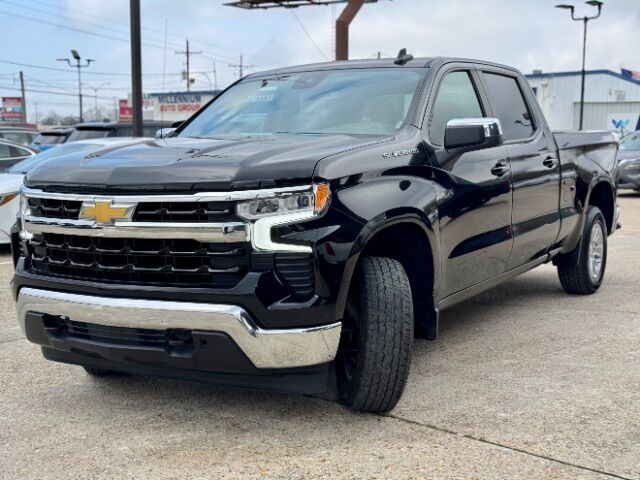 2023 Chevrolet Silverado 1500 4WD Crew Cab Standard Bed LT