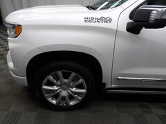 2023 Chevrolet Silverado 1500 4x4 Crew Cab High Country Fond du Lac WI