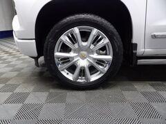 2023 Chevrolet Silverado 1500 4x4 Crew Cab High Country Fond du Lac WI