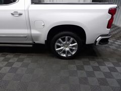 2023 Chevrolet Silverado 1500 4x4 Crew Cab High Country Fond du Lac WI