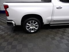 2023 Chevrolet Silverado 1500 4x4 Crew Cab High Country Fond du Lac WI