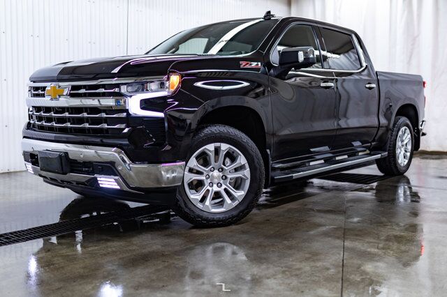 2023 Chevrolet Silverado 1500 4x4 Crew Cab LTZ Z71 Diesel Leather Nav BCam Red Deer AB