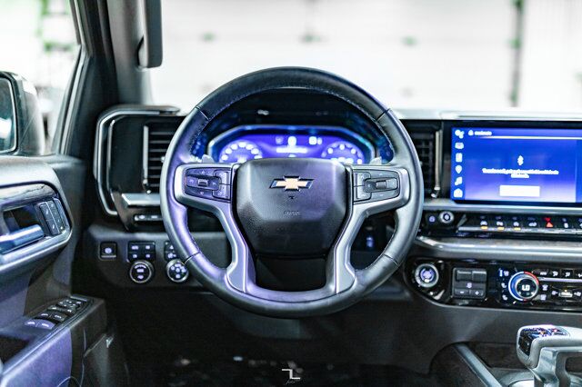 2023 Chevrolet Silverado 1500 4x4 Crew Cab LTZ Z71 Diesel Leather Nav BCam Red Deer AB