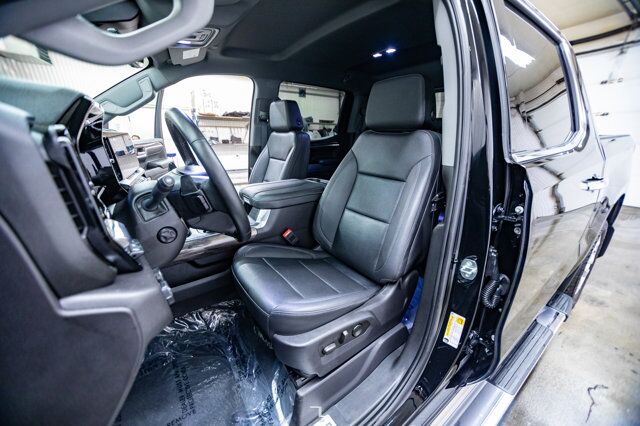 2023 Chevrolet Silverado 1500 4x4 Crew Cab LTZ Z71 Diesel Leather Nav BCam Red Deer AB