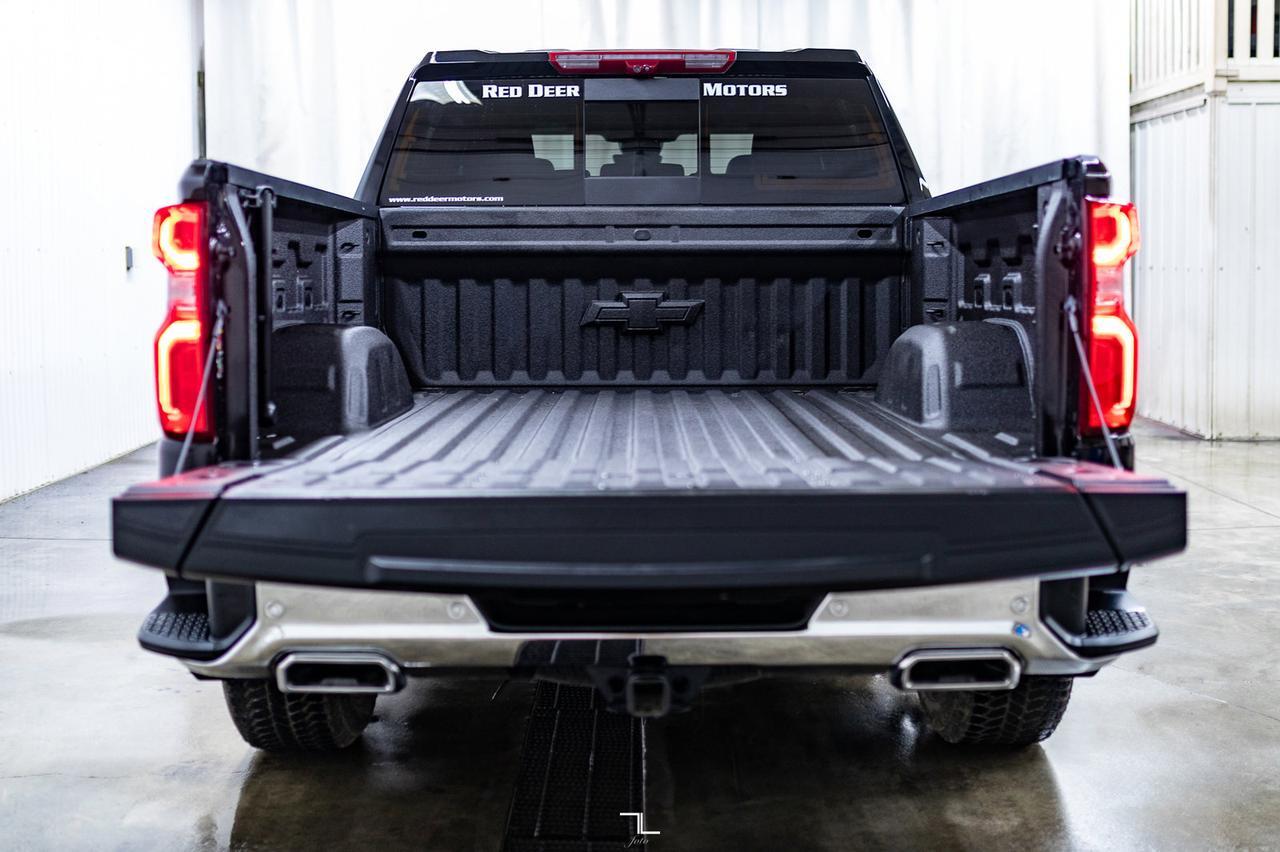 2023 Chevrolet Silverado 1500 4x4 Crew Cab LTZ Z71 Diesel Leather Nav BCam Red Deer AB