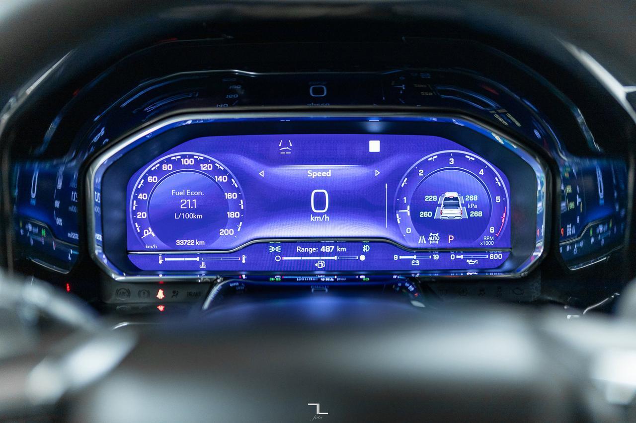 2023 Chevrolet Silverado 1500 4x4 Crew Cab LTZ Z71 Diesel Leather Nav BCam Red Deer AB