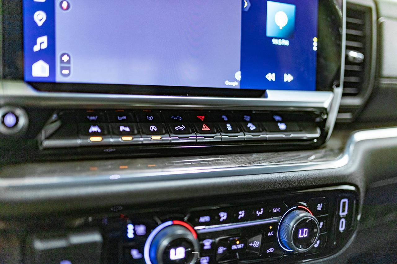 2023 Chevrolet Silverado 1500 4x4 Crew Cab LTZ Z71 Diesel Leather Nav BCam Red Deer AB