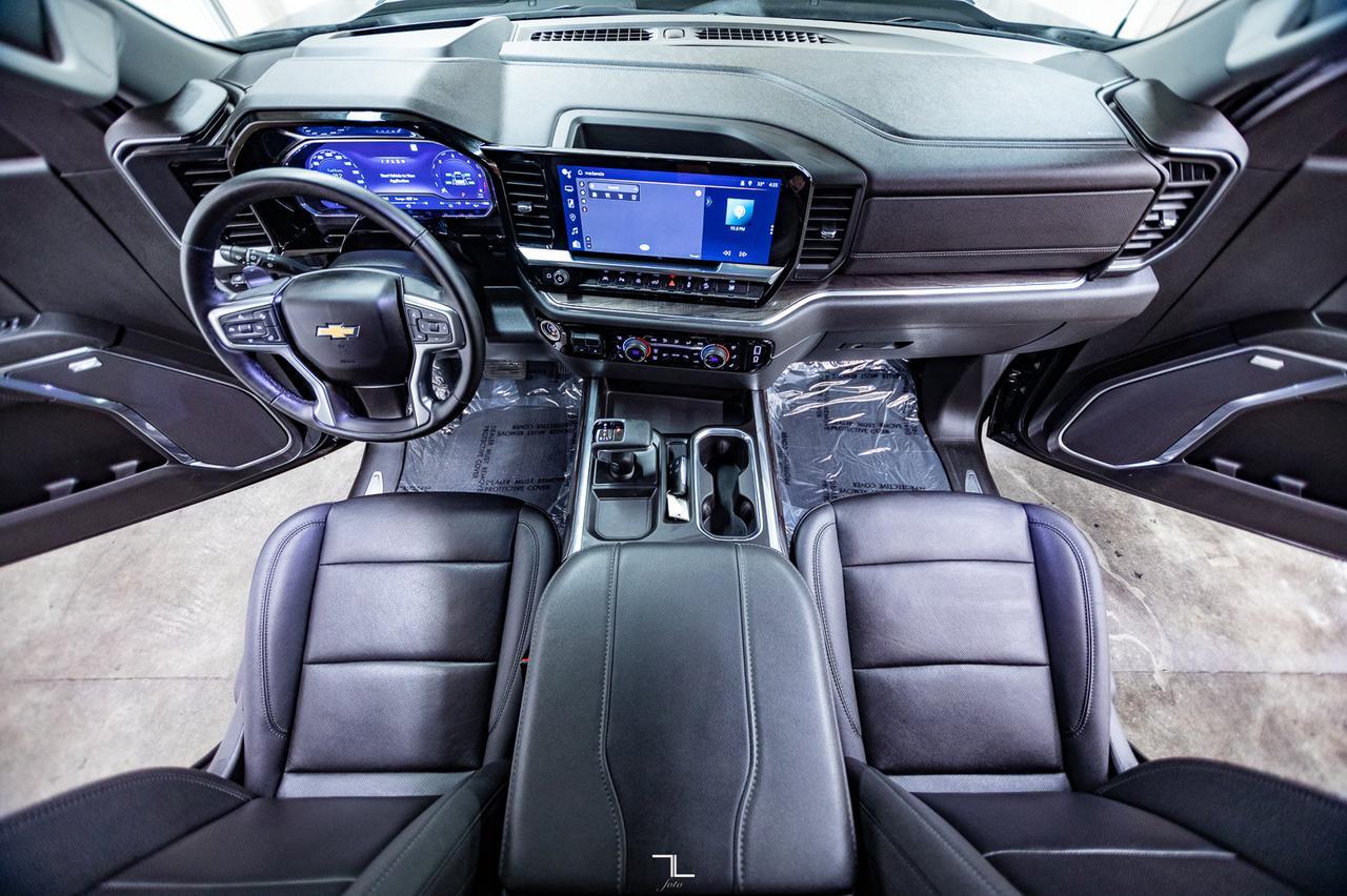 2023 Chevrolet Silverado 1500 4x4 Crew Cab LTZ Z71 Diesel Leather Nav BCam Red Deer AB