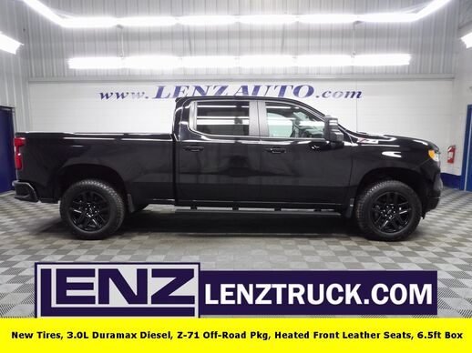 2023_Chevrolet_Silverado 1500_4x4 Crew Cab RST_ Fond du Lac WI