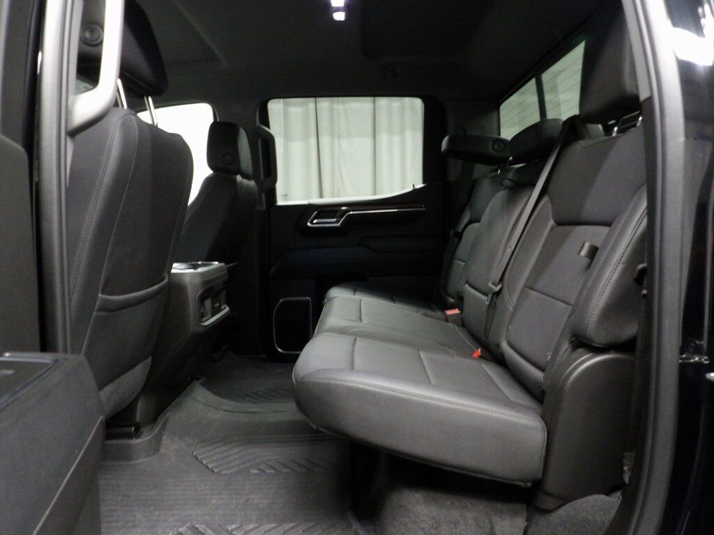 2023 Chevrolet Silverado 1500 4x4 Crew Cab RST Fond du Lac WI
