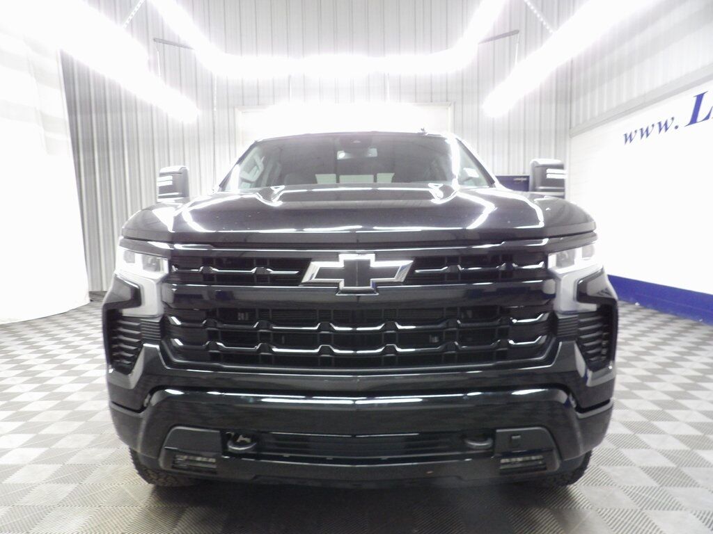 2023 Chevrolet Silverado 1500 4x4 Crew Cab RST Fond du Lac WI