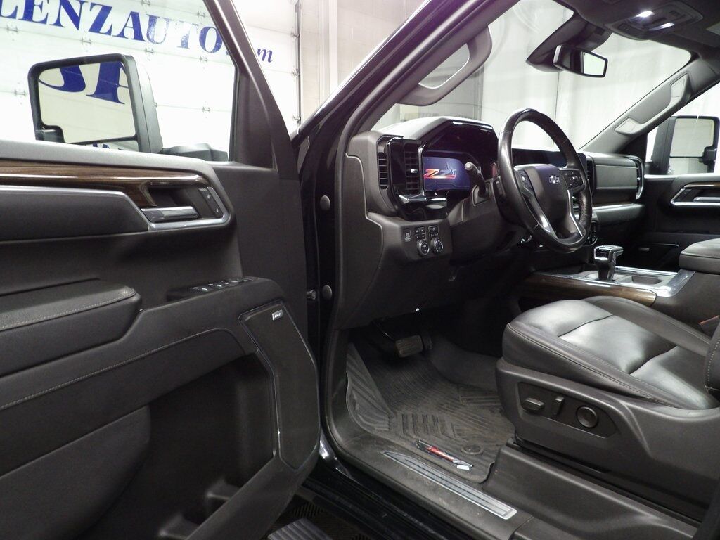2023 Chevrolet Silverado 1500 4x4 Crew Cab RST Fond du Lac WI